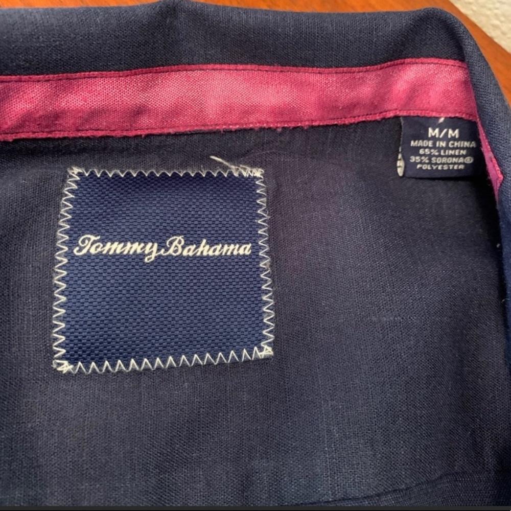 Tommy Bahama short sleeve Linen Shirt. Like NEW